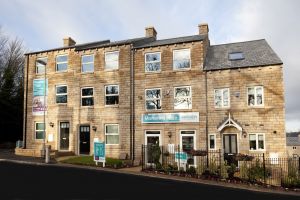 holmfirth the oak external 2 sm.jpg